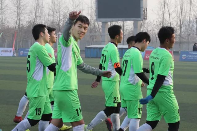 足协杯-河南vs英博首发：钟义浩、纳萨里奥、马莱莱、毛伟杰先发